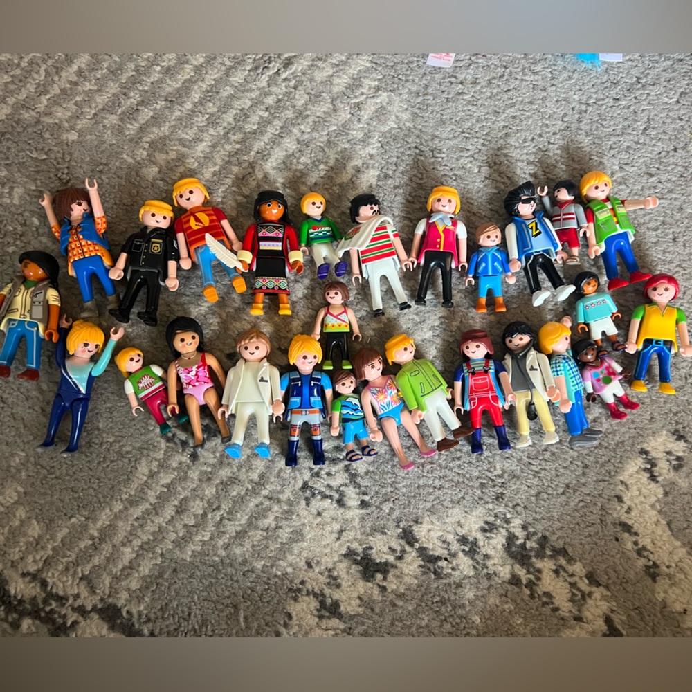 Lot of playmobile people